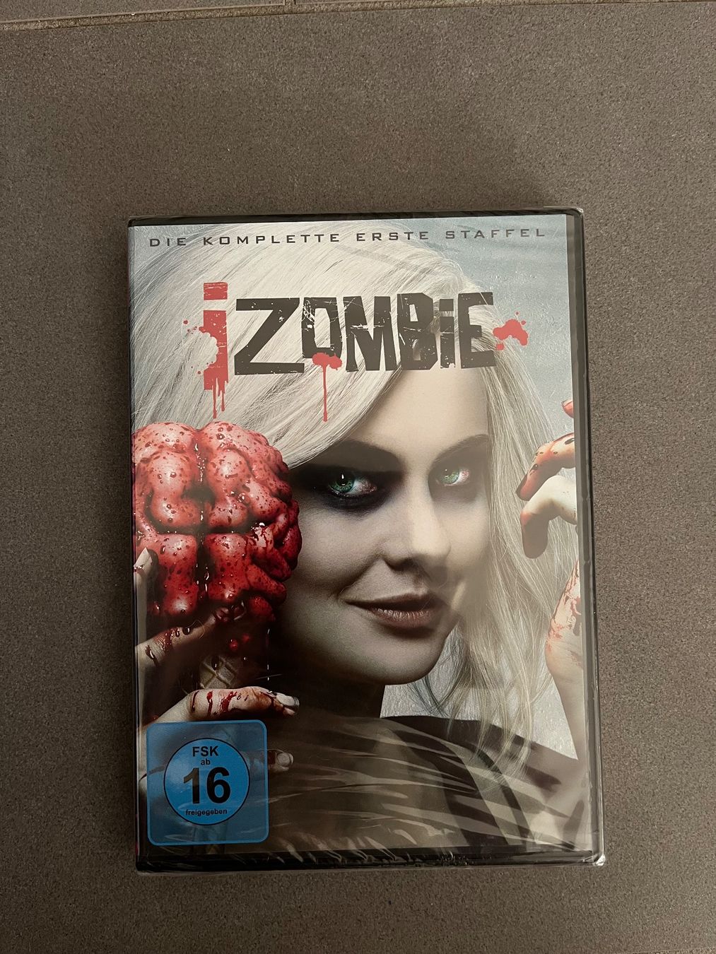 Alle DVDs: iZombie – Neu und originalverpackt aus Obfelden von MonaMona00