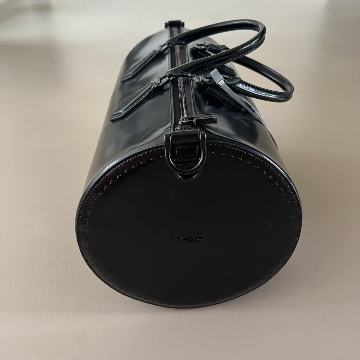 Max Mara Borse da donna: neue MAX MARA Brushedroll Handtasche 🖤 – Nuovo e nell'imballaggio originale da Zürich venduto da ClosetQueen 5