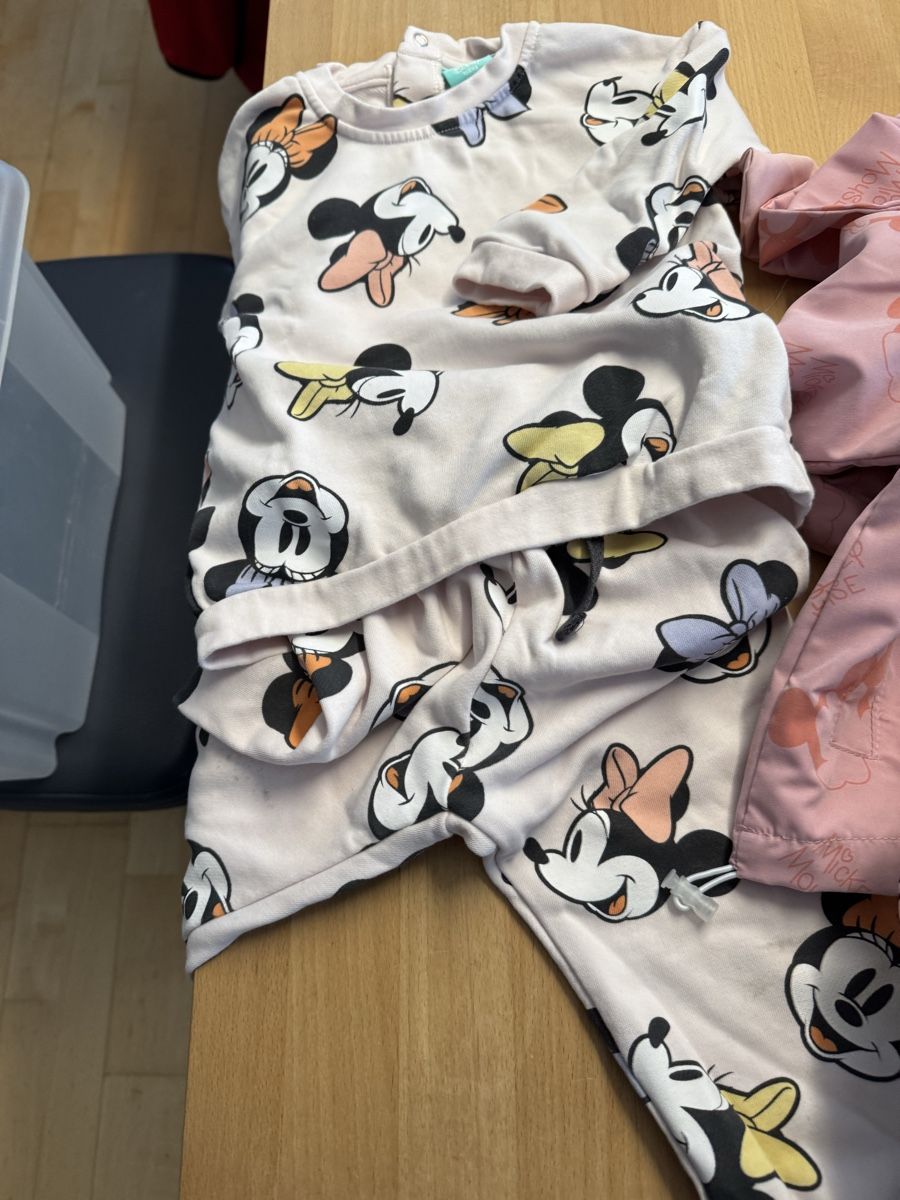 H&M Lotti & Set di vestiti: Kleinkinderkleider Gr. 86/92 – Usato da Basel venduto da Ursulabhardt 5