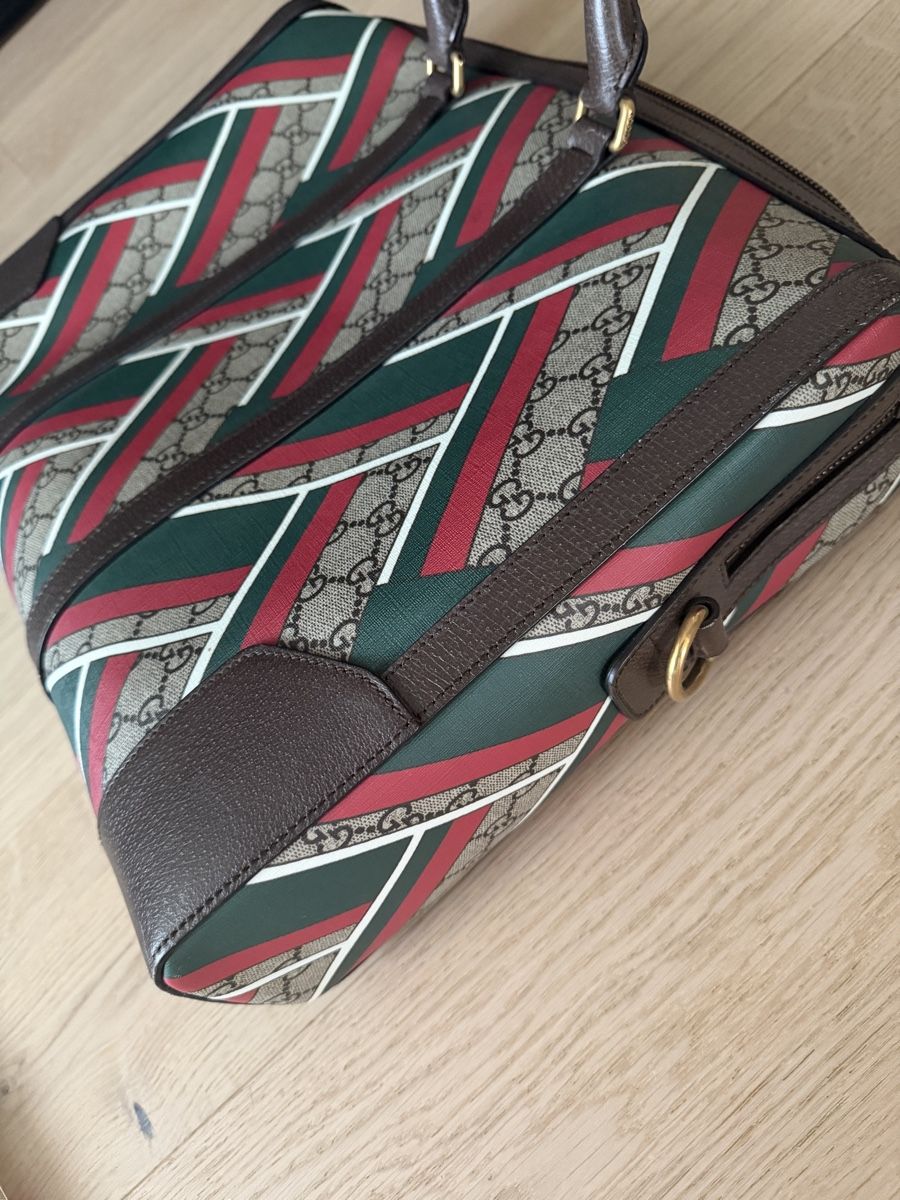 Gucci Sacs: Gucci Businesstasche – D'occasion à Zürich par romi999 3
