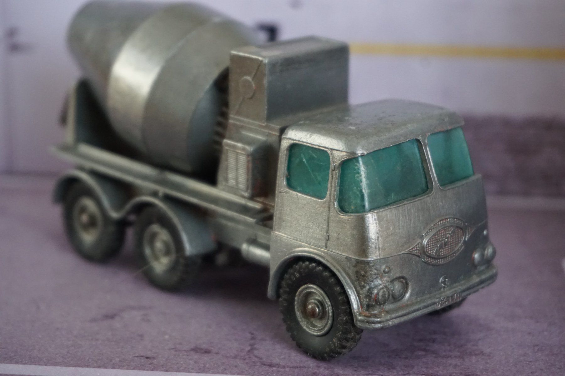 Matchbox Modellini d'auto: Matchbox SK ERF Betonmischer Einzelstk. COOL !!!!!!!!!! – Usato da Reiden venduto da Doppeldecker69