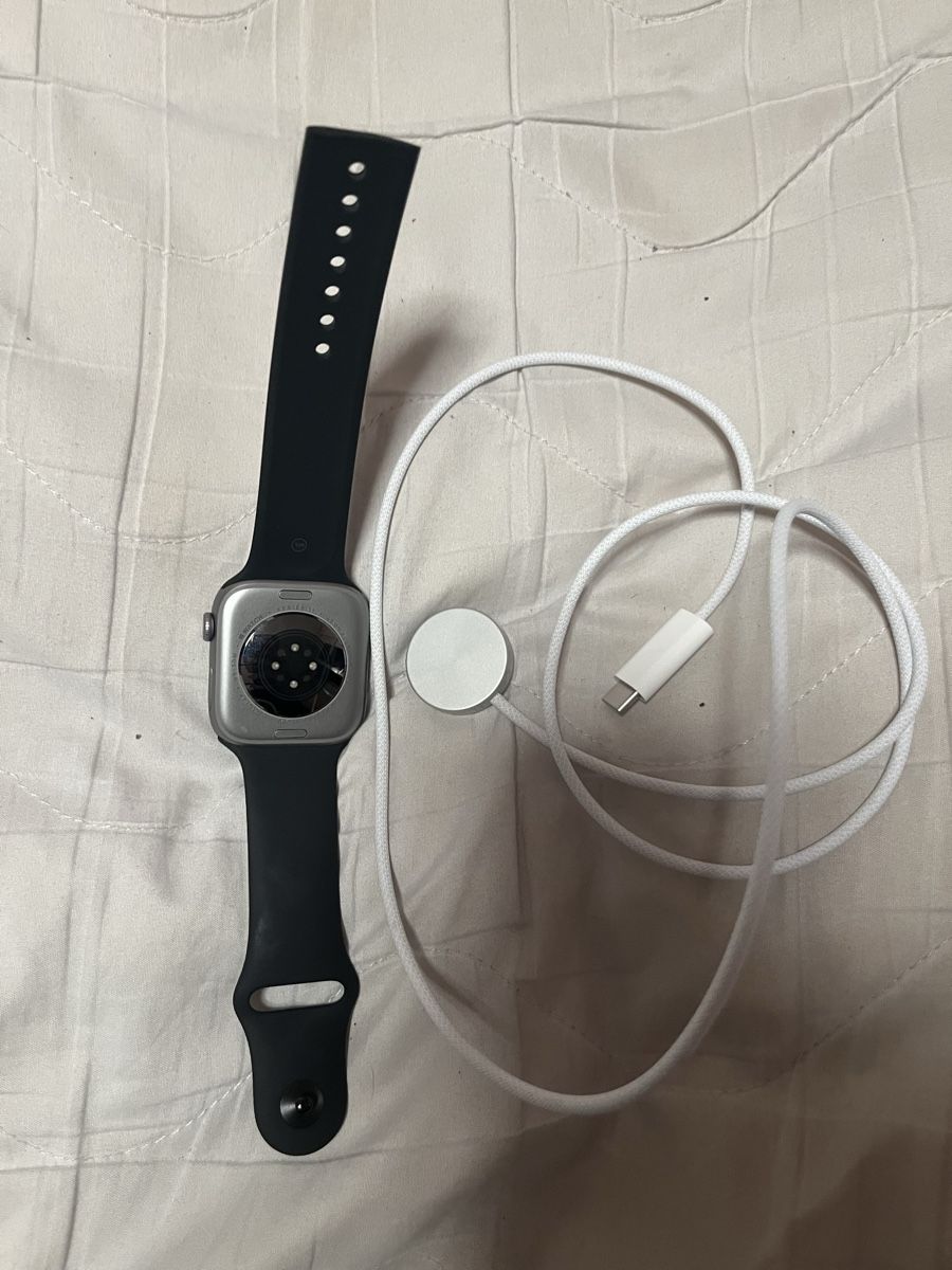 Apple Smartwatch: Apple Watch series 11 – Neuf (Voir description) à Buchs AG par dim_6c9l 1