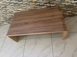 Wohnzimmertisch Holzoptik gebogen guter Zustand