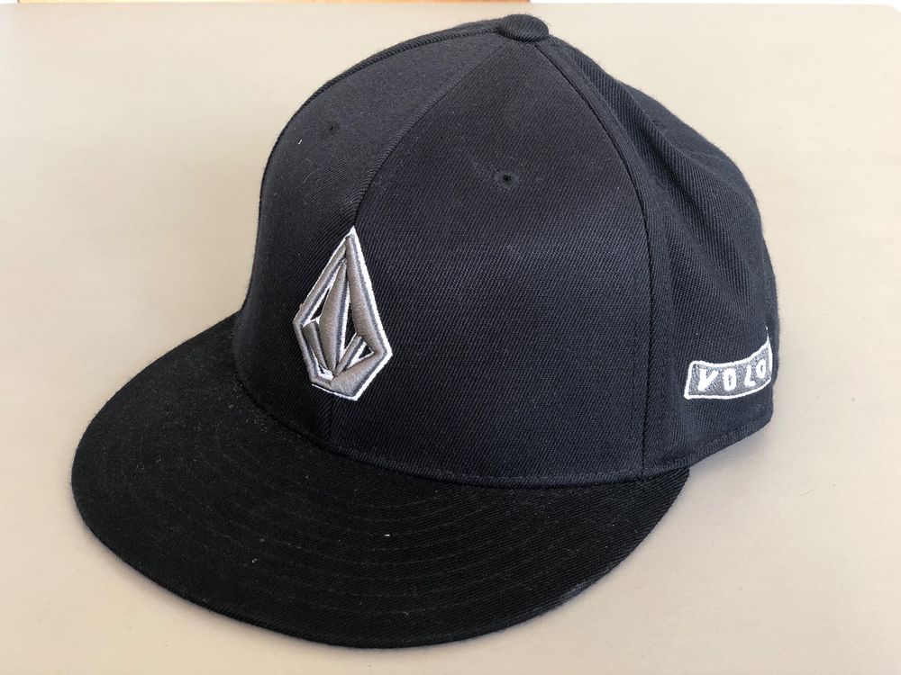 Volcom Cap (Gebraucht) in Sargans für CHF 4.5 – mit Lieferung auf ...