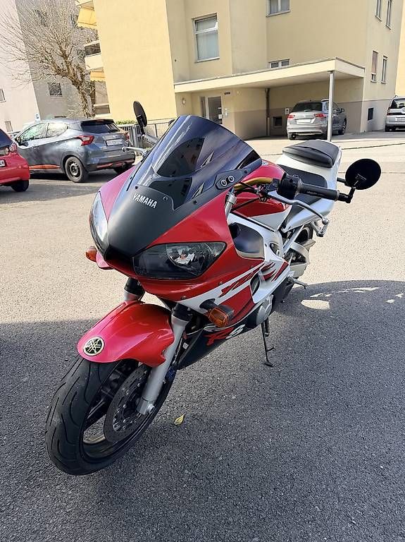 Yamaha Strada: YAMAHA YZF R6 – Usato da Giubiasco venduto da Krox 3