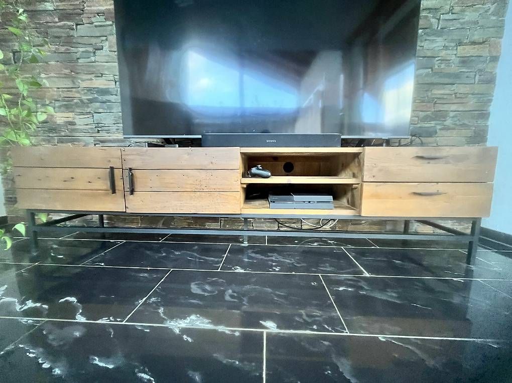 TV Möbel: Fernsehschrank – Gebraucht aus Aeschiried von kat_7ccl 2
