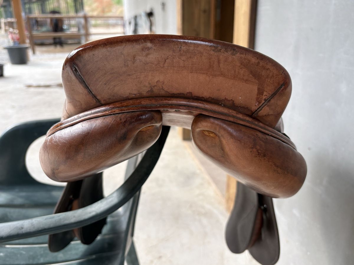 Selles, accessoires: Selle Bruno Delgrange 17.5 – D'occasion à Puplinge par Mady88 8