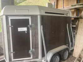 Vihanhänger Henra TK212
