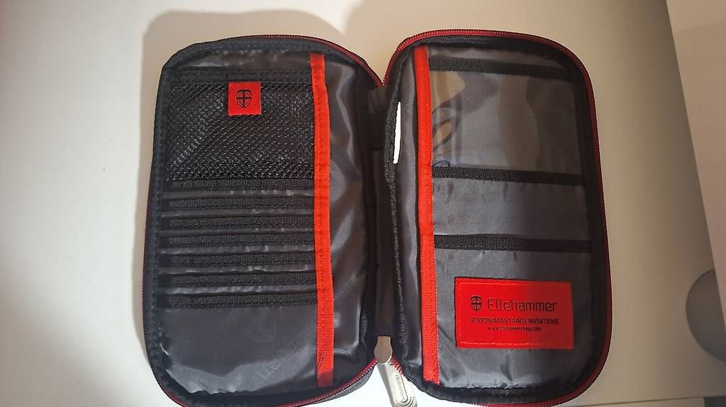 Altro in  Abbigliamento & Accessori: Dokumentenmappe – Usato da Dintikon venduto da lec_89sx 2