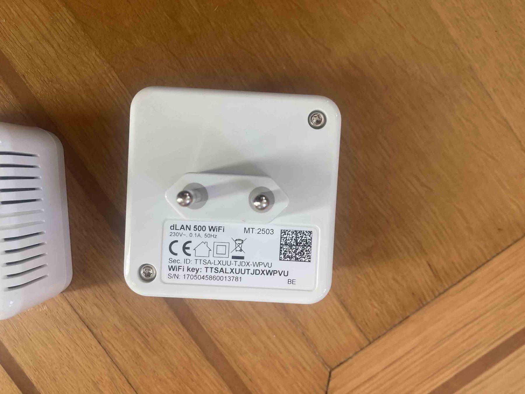 Devolo WiFi: Devolo Repeater 2 Stück – D'occasion à Luzern par Needful_Things 2