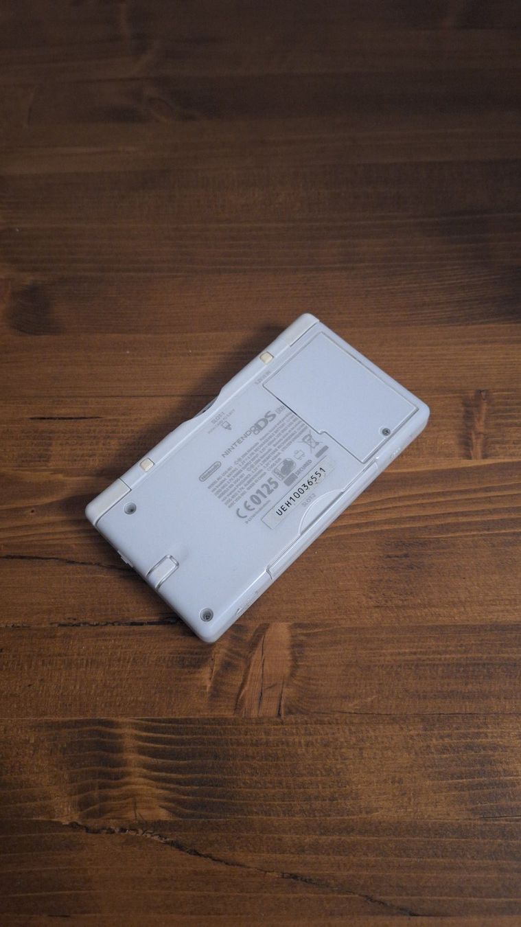 Nintendo Konsolen: Nintendo DS Lite Weiss – Gebraucht aus Bachenbülach von 4player4 4