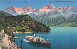 Beatenbucht (BE) Thunersee mit Dampfschiff und Berner Alpen