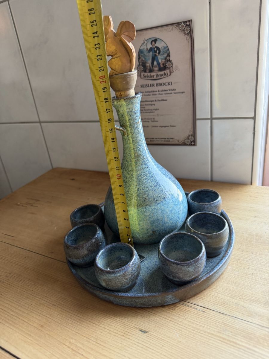 Caraffe: Set Likörkaraffe mit 6 Schnapsgläsern und Eichhörnchen – Usato da Plasselb venduto da SeislerBrocki 2