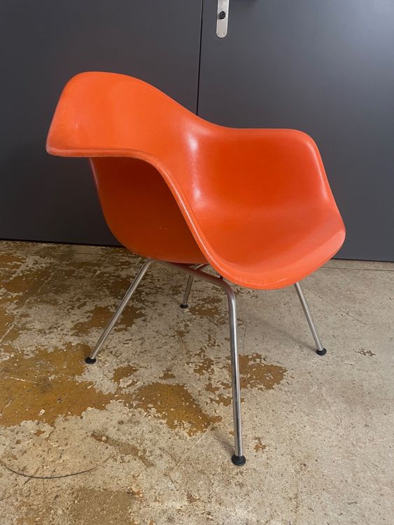 vitra_herman miller Eames Fiberglass Lounge Armchair Kaufen auf Ricardo