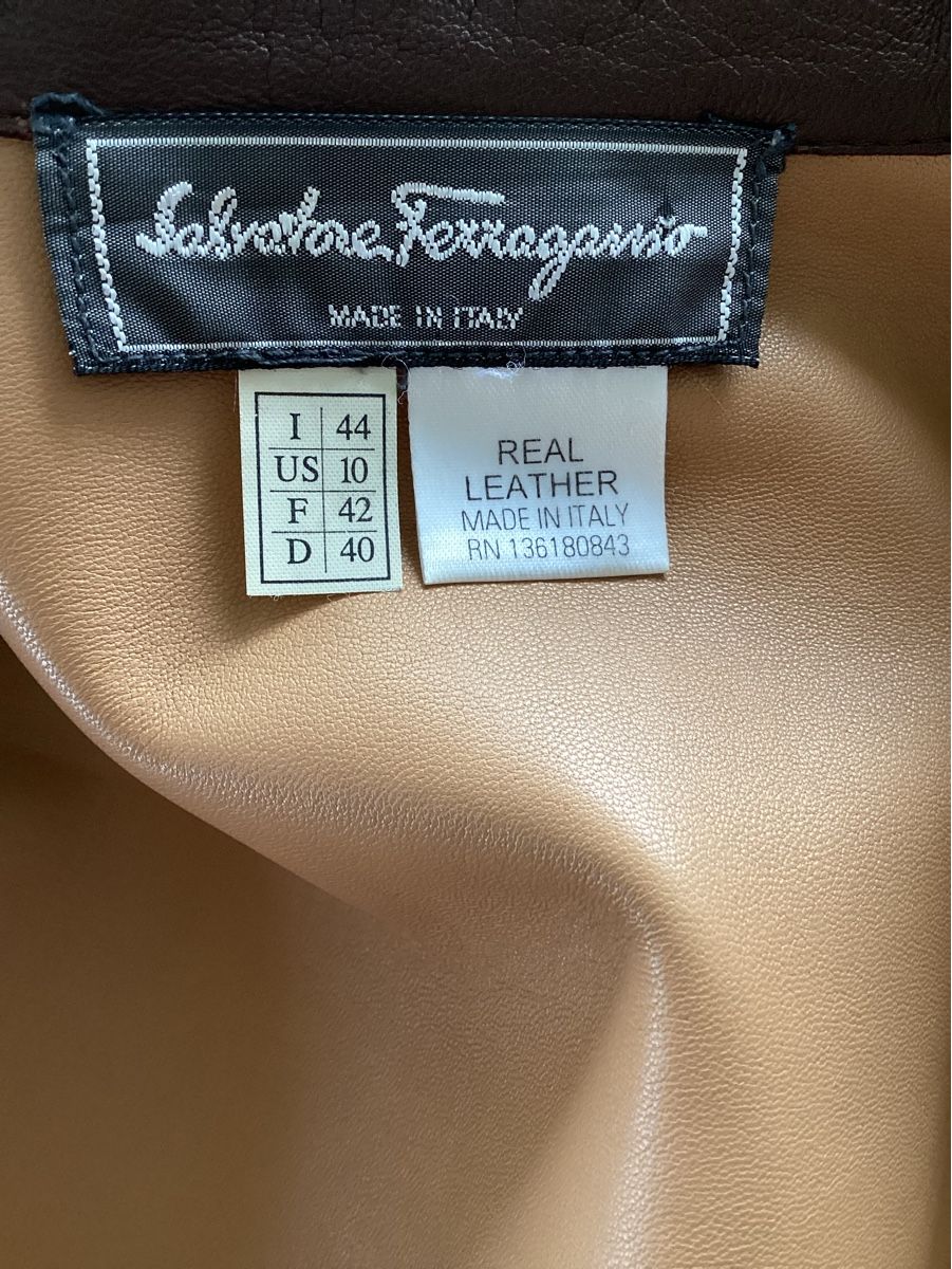 Salvatore Ferragamo Giacche: Salvatore Ferragamo, Lederblazer, Gr. 40 dt. – Usato da Salenstein venduto da Esprit57 6