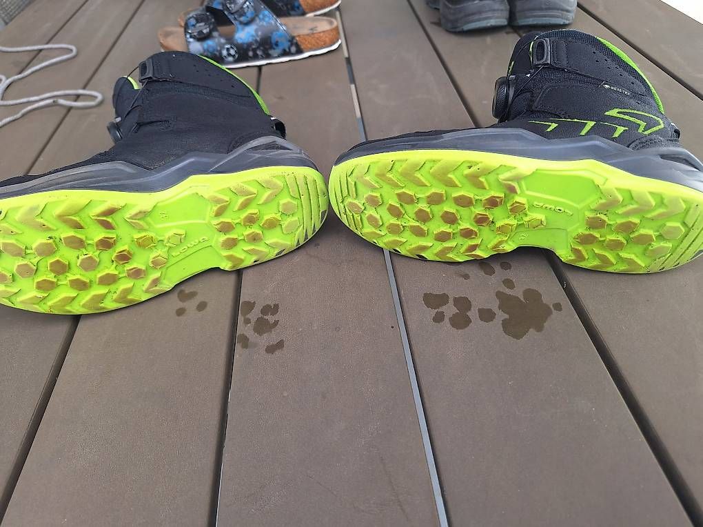 Schuhe für Jungen: Lowa Winterschuhe – Gebraucht aus Etziken von v.z 2