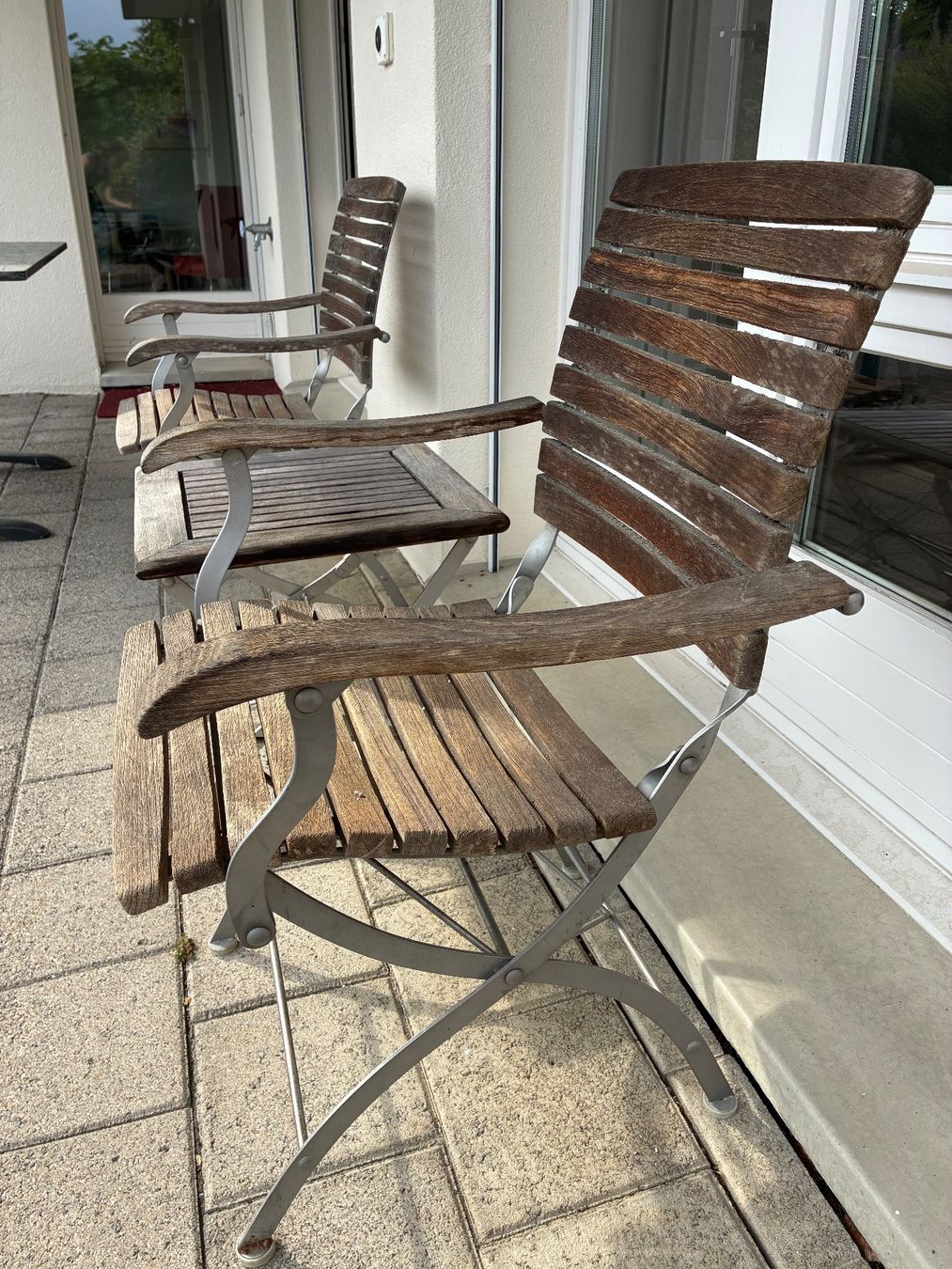 Stühle: Wetterfeste Holzgartenstühle – Gebraucht aus Wädenswil von gab_xrs9 1
