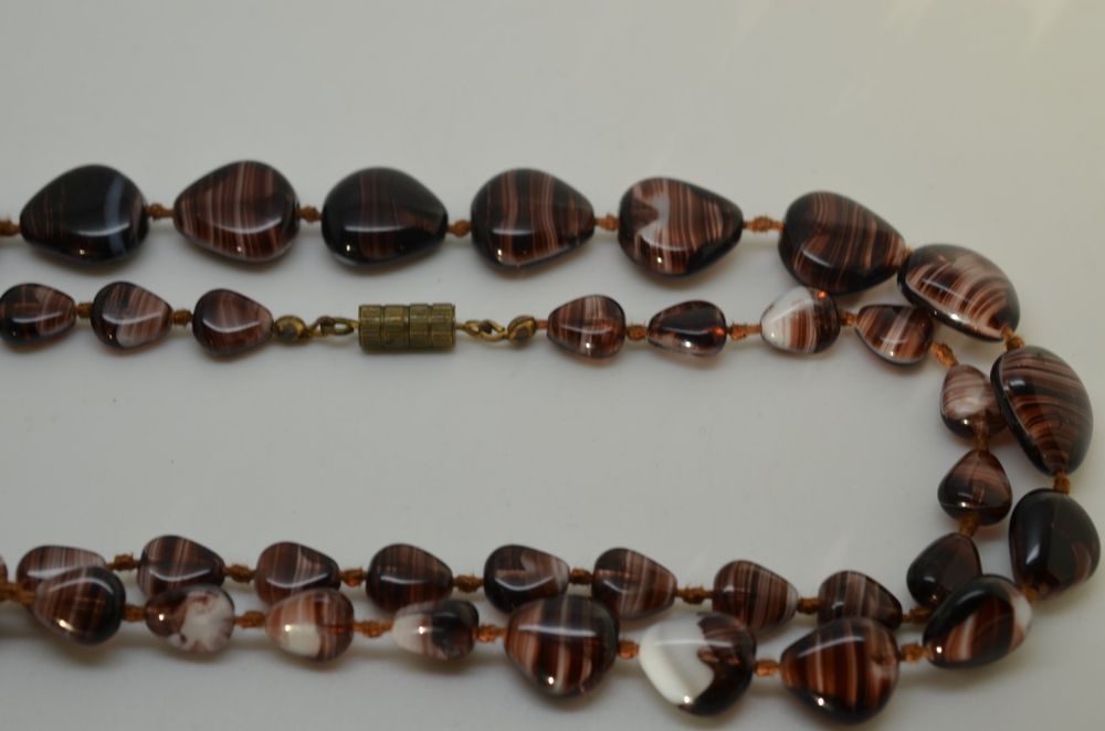 Joli Collier Vintage En Verre - Occasion (porté)