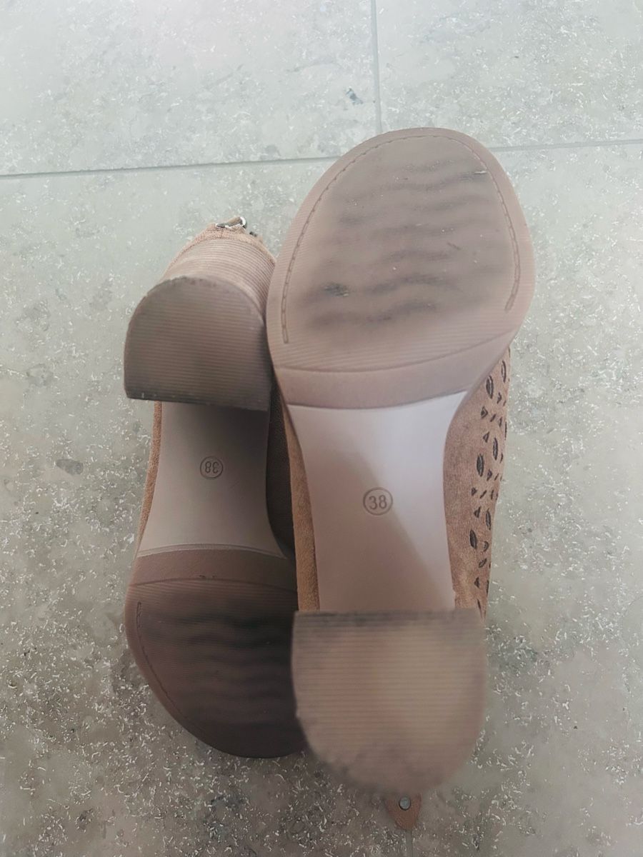 Scarpe da donna: VIRUCCI Cut-Out Booties, wie neu – Nuovo (secondo la descrizione) da Zürich venduto da diva1972 4