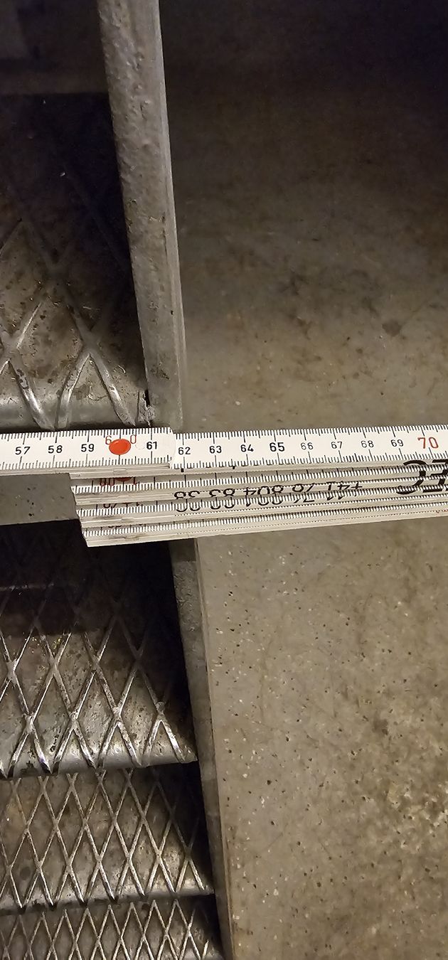 Treppen: Metalltreppe sehr steil – Gebraucht aus Mühledorf SO von lie_t8rl 2