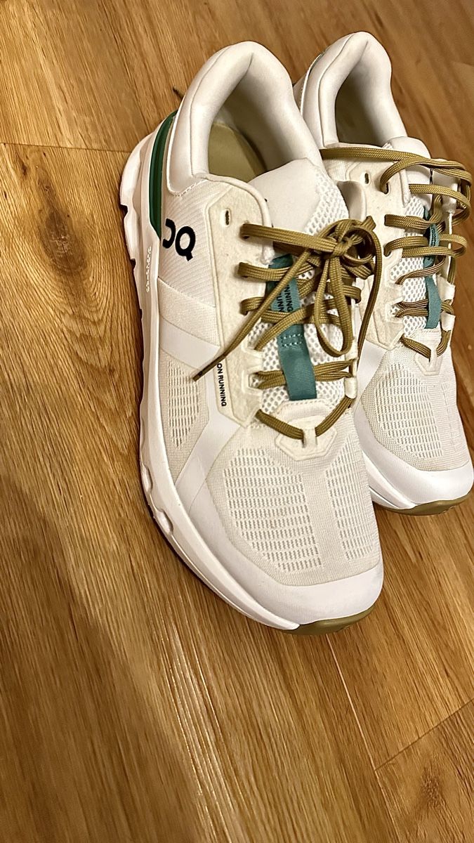 On Scarpe da uomo: On Running Cloudrunner 2 Laufschuhe  – Usato da Kriens venduto da Ileriadiamore