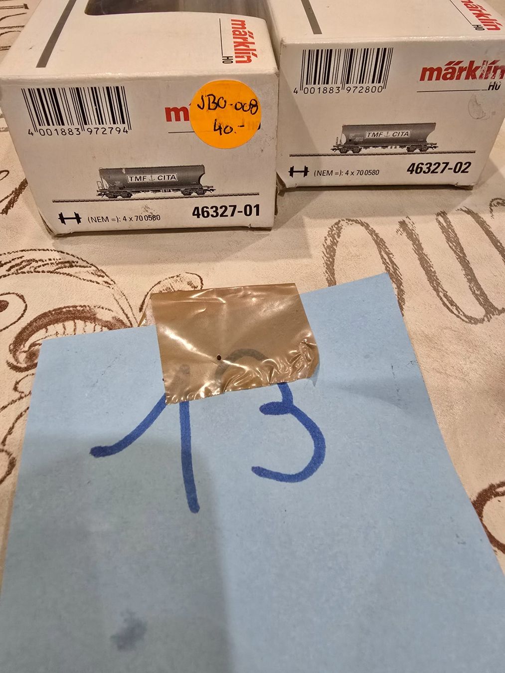 Märklin Modellini di ferrovie: MÄRKLIN 46327 H0 Set mit 2 Silowagen – Usato da Mauren TG venduto da Defrancesco