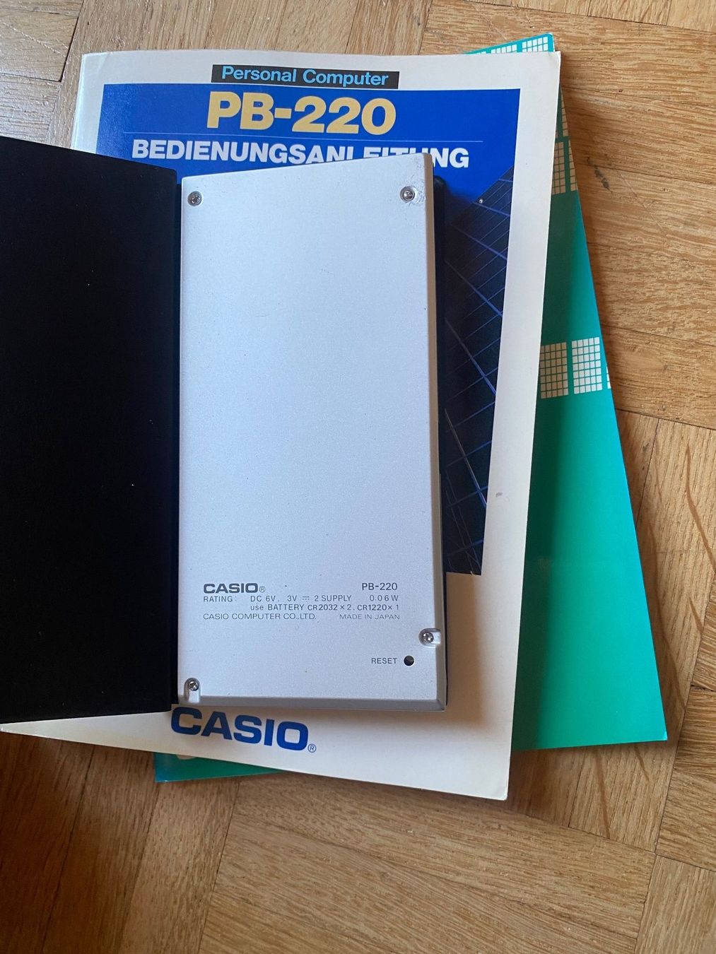 Casio Calcolatrici tascabili: Casio PB-220 Pocket Computer aus 1986 – Usato da Adliswil venduto da synchrot 4
