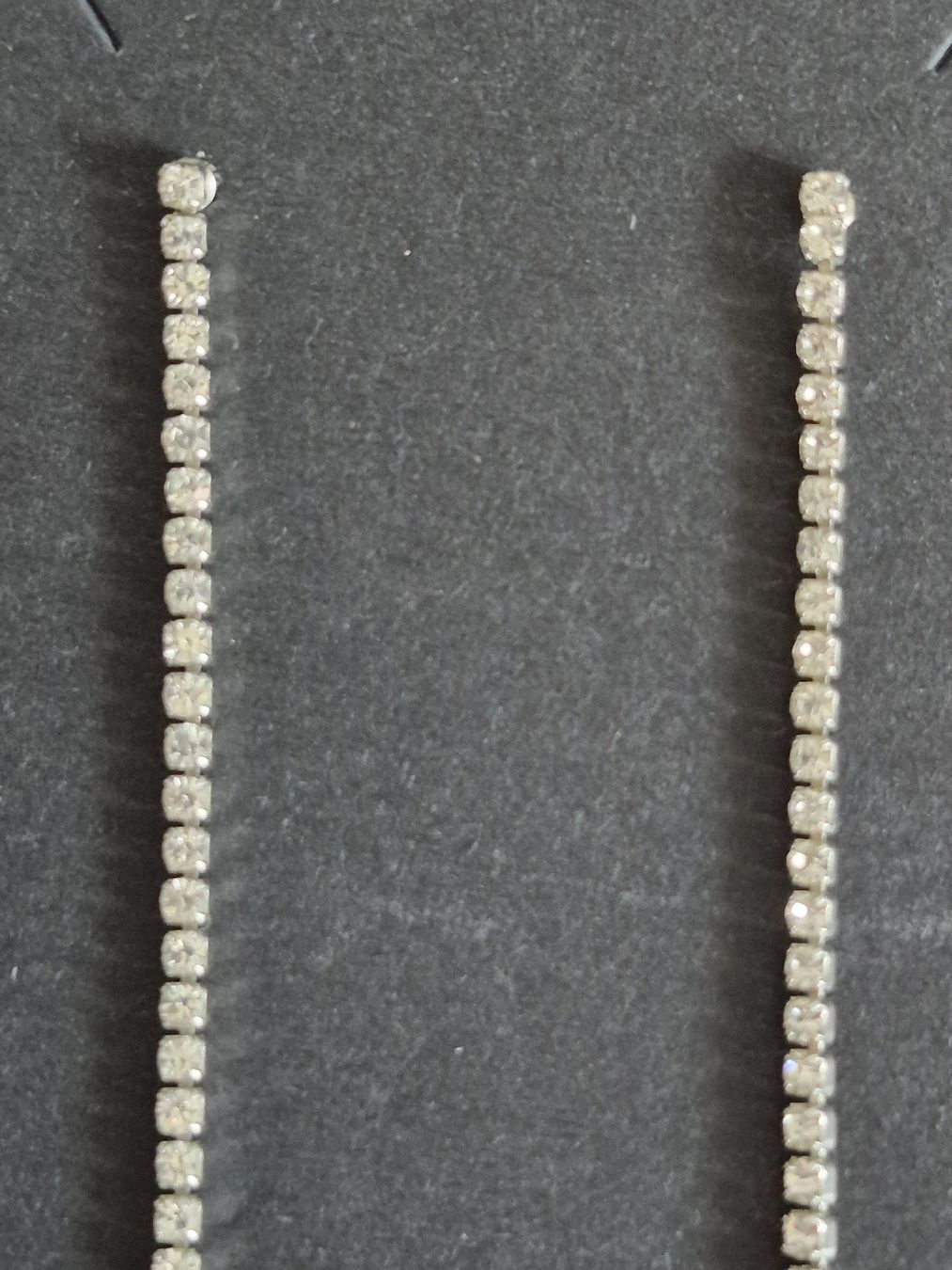 Boucles d'oreille: Ohrringe mit Strass lang Silberfarben – D'occasion à Bern par Rou_rsz5 7