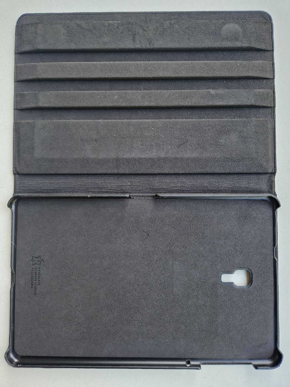 Samsung Tablet PC: Samsung Tab A T595 32GB mit Hülle – Usato da Bern venduto da hugentobleroune 5