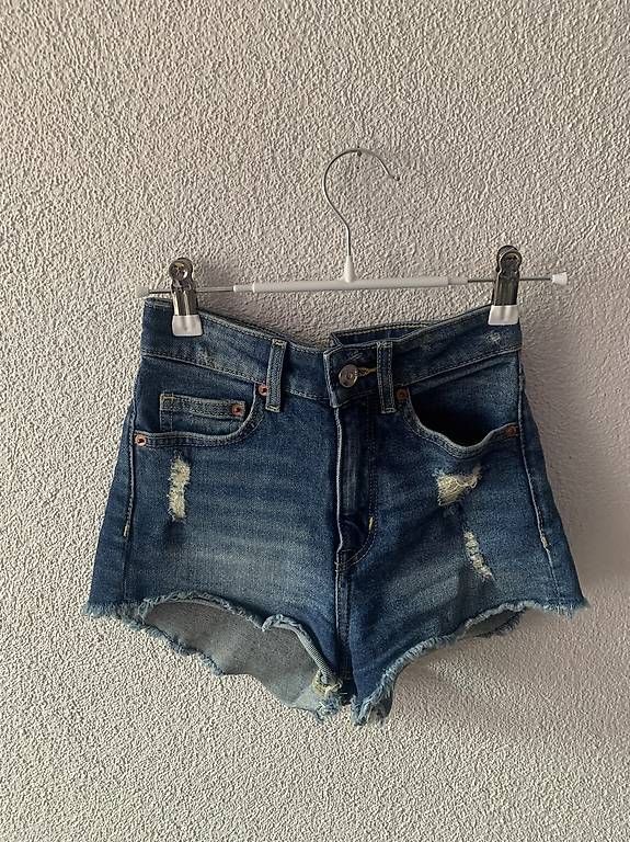 Hosen: Hot Pants H&M – Gebraucht aus Wahlen b. Laufen von Jeanine_T