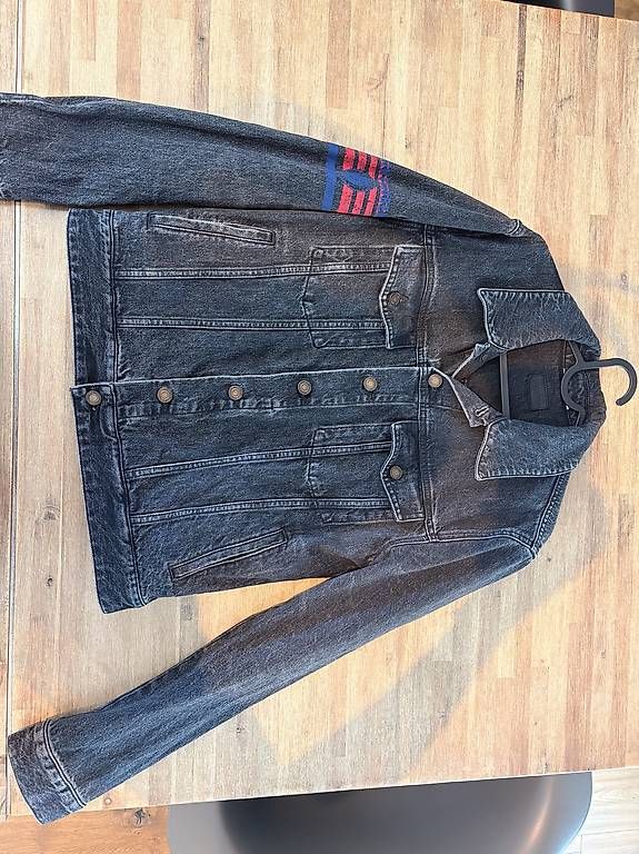 Jacken: Saint Laurent Jeansjacke – Gebraucht aus Wettingen von dionysos03