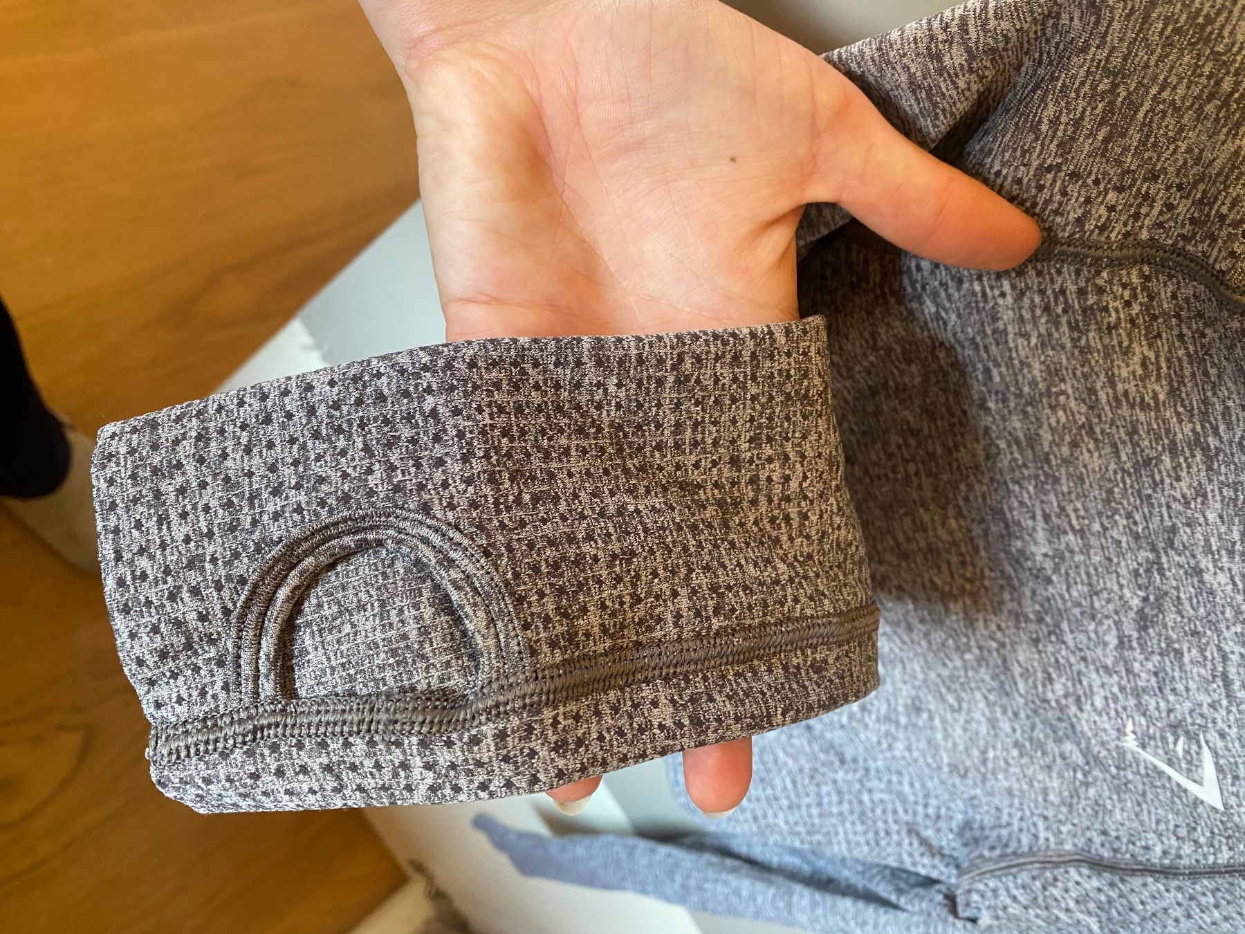 Gymshark Leggings: Gymshark Set – Nuovo (secondo la descrizione) da Steffisburg venduto da mei_t2yt 7