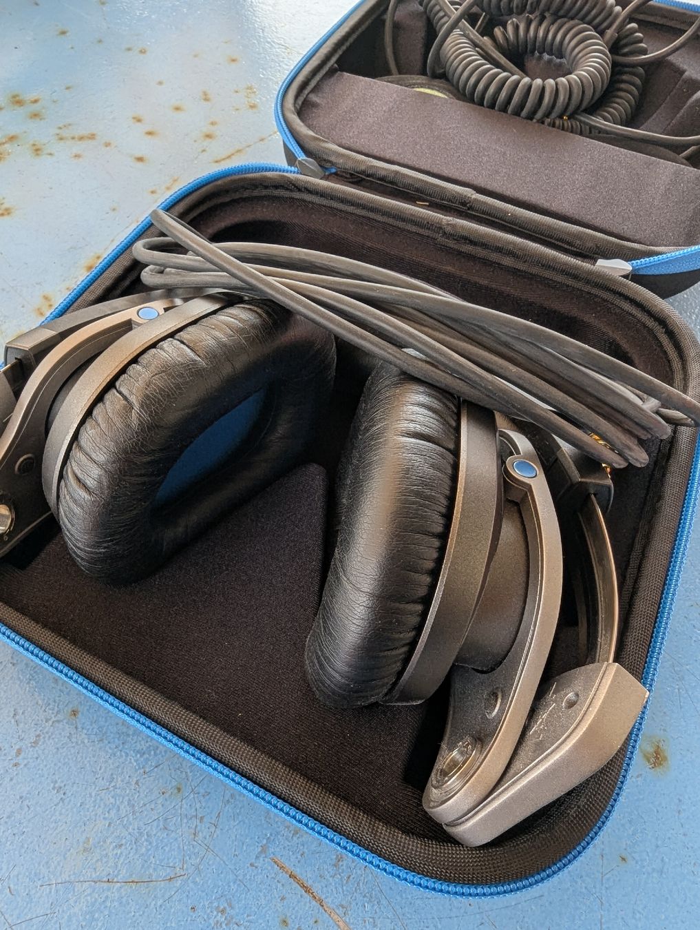 Sennheiser Casques audio: Sennheiser HD8 DJ – D'occasion à Zürich par Afriday