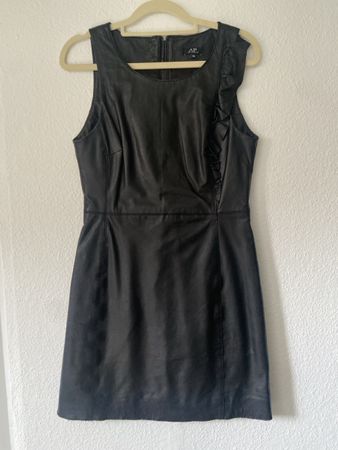 Leder Kleid