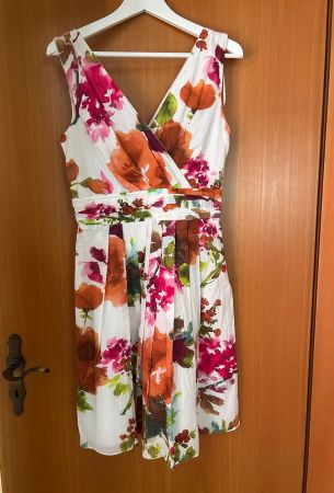 Next Damen Sommerkleid Blumenmuster Gr. 38