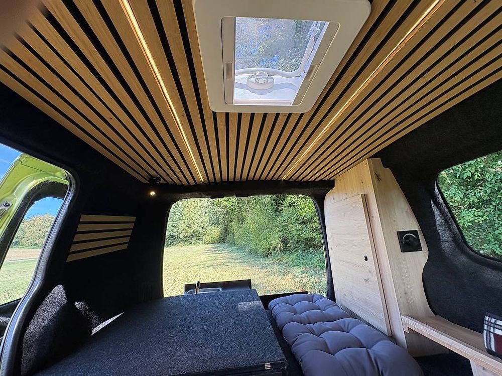 Winteraktion: Microcamper > Peugeot Bipper 1.4 (Gebraucht) in ...