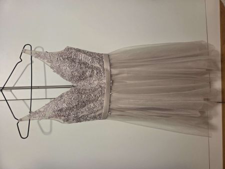 Elegantes Abendkleid/Cocktailkleid mit Spitze, Grösse 34