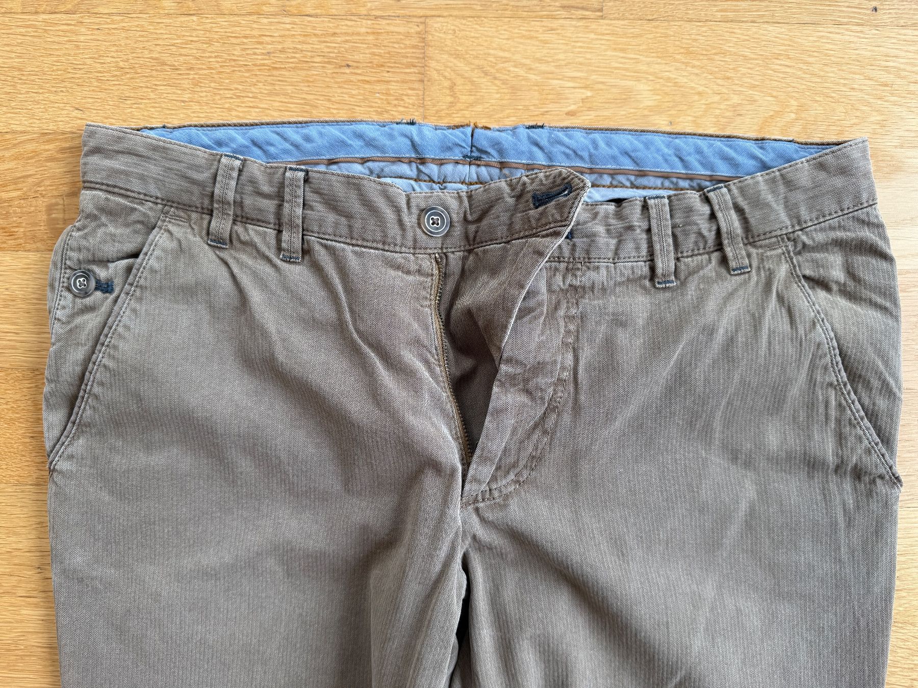 Massimo Dutti Pantaloni: Herren Hosen Massimo Dutti - Gr. 32 – Usato da Baden venduto da polveres 2