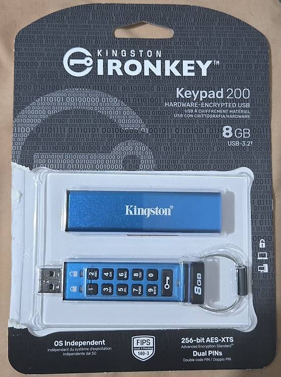 USB Sticks: Kingston IronKey Keypad-200 8 Go, USB-A – Neu und originalverpackt aus Lausanne von Baha76_s