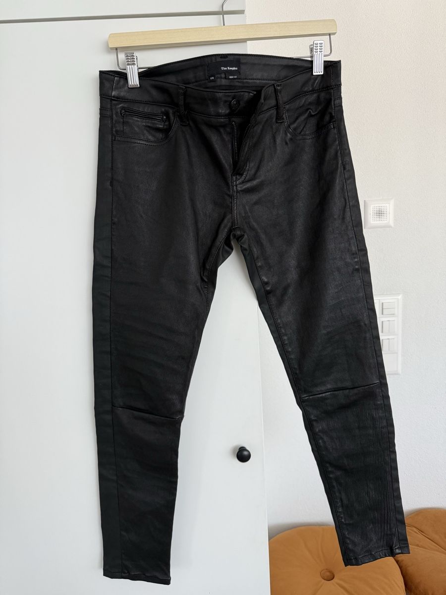 Kooples Pantaloni: Leder Hose von The Kooples – Nuovo (secondo la descrizione) da Zürich venduto da mel_87ct