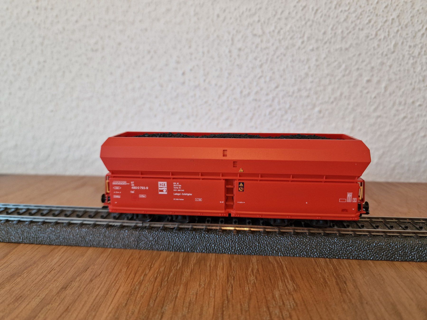 Märklin Modelleisenbahnen: Märklin Selbstentladewagen H0 – Gebraucht aus Matten b. Interlaken von lor_hr9w 1