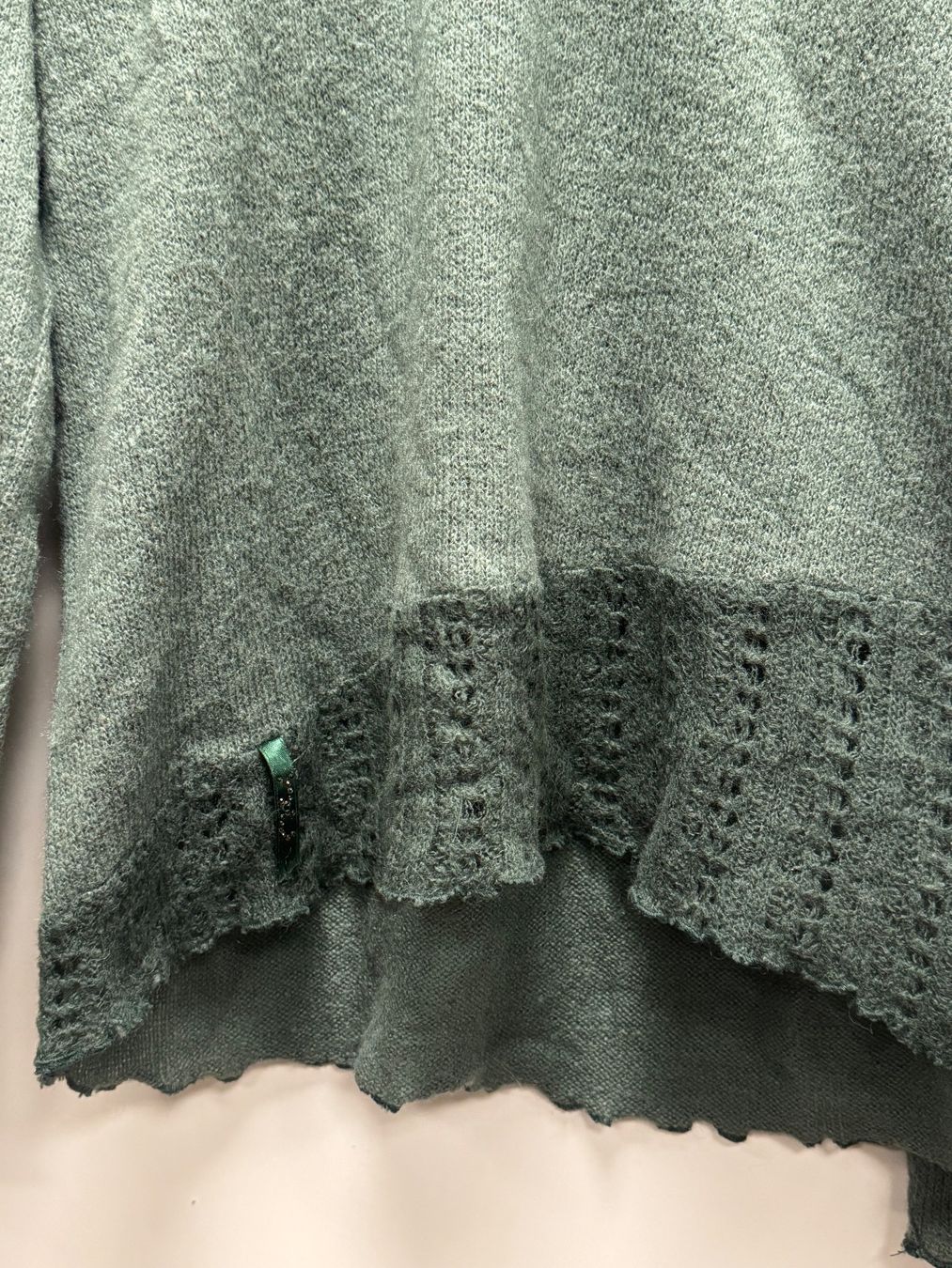 Maglioni & Felpe: warmer Pullover - 2000s Style -  Gr.M/L – Usato da Brügg BE venduto da rutschimedizin 1