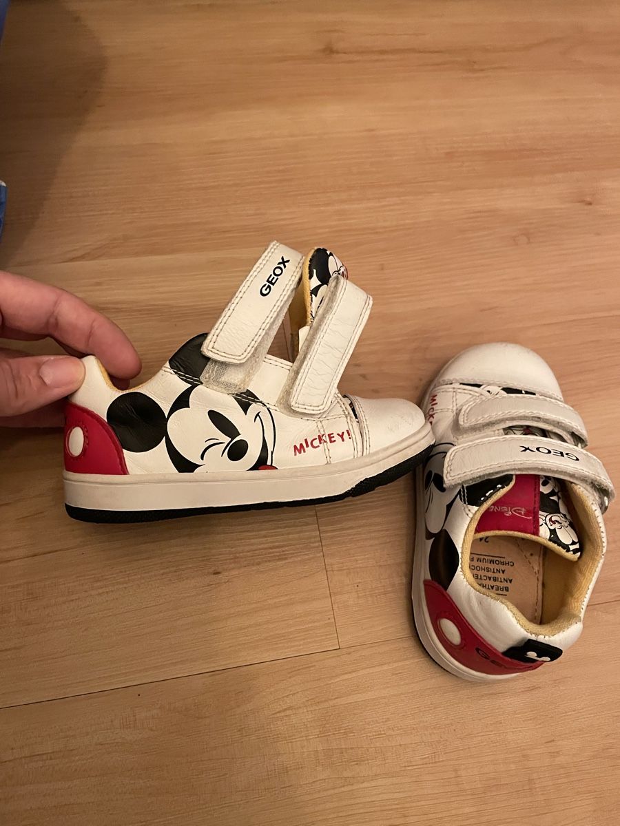 Geox Chaussures garçon: Geox Disney Kinderschuhe, Gr. 24 – D'occasion à Ried b. Kerzers par yas_p7th 1