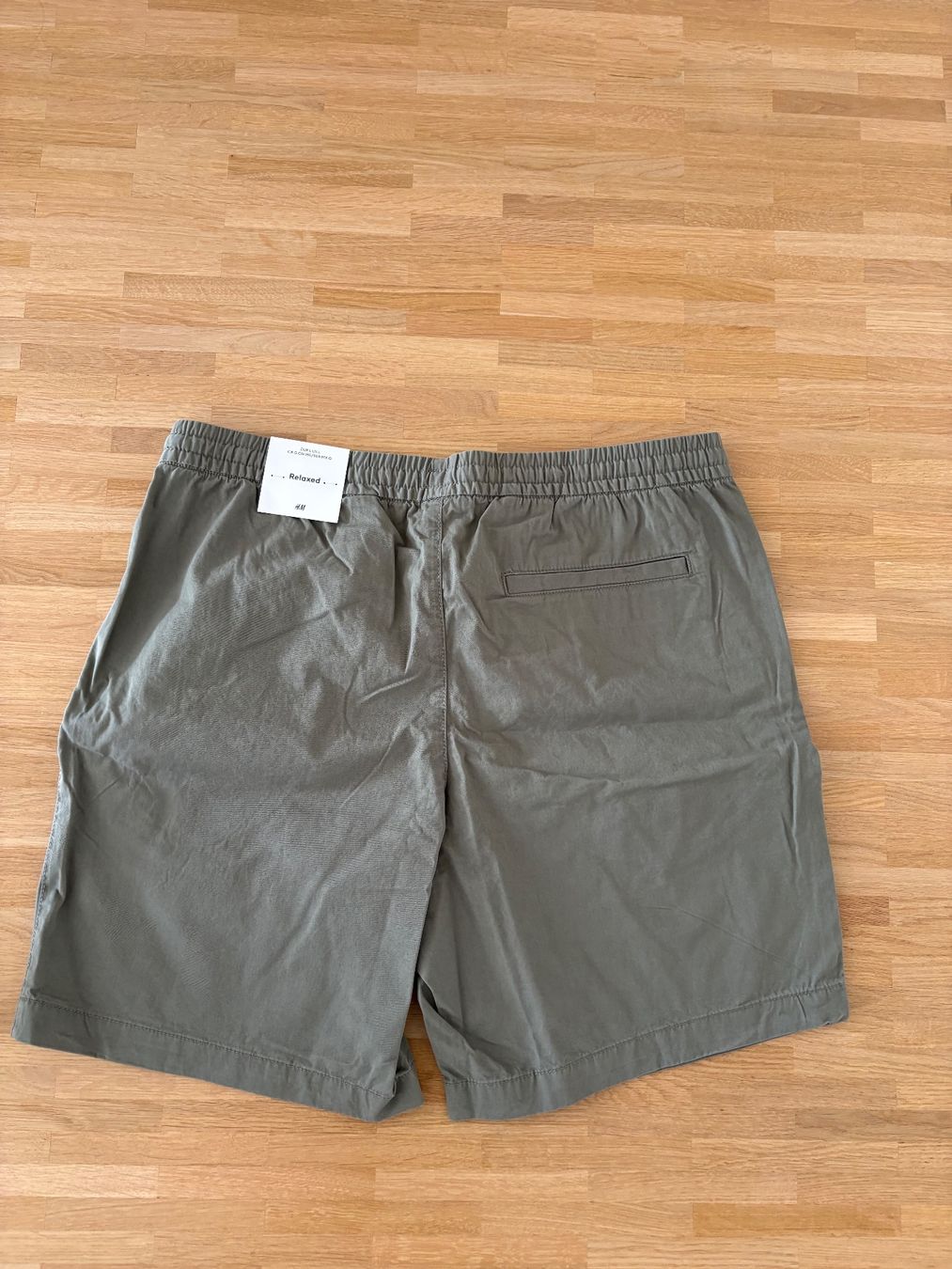 H&M Pantaloni: Herren Shorts Khaki Grösse L neu – Nuovo e nell'imballaggio originale da Zollikofen venduto da lia_f9xw 4