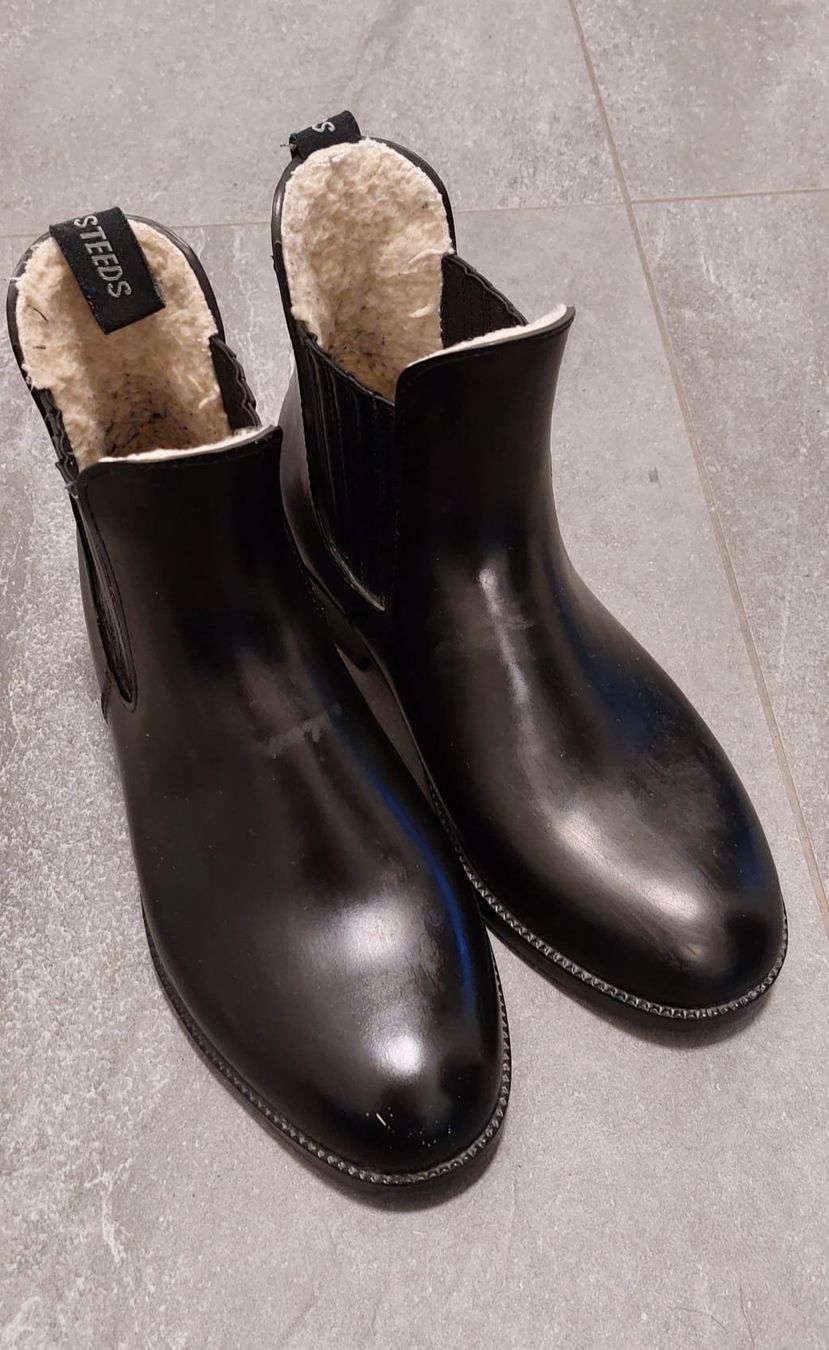Damenschuhe: Steeds Stiefeletten – Gebraucht aus Schwyz von jor_5y66 1