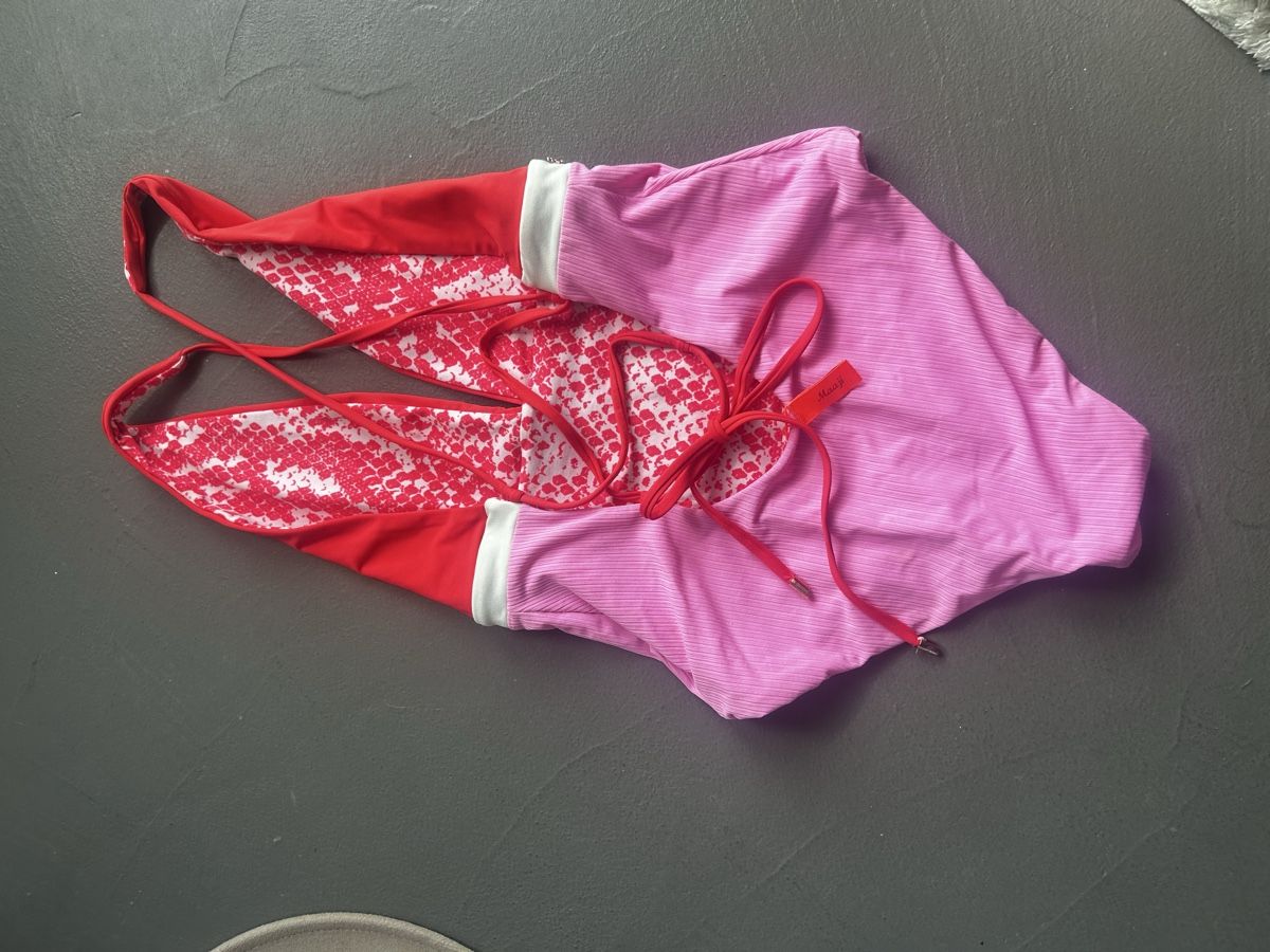 Maje Costumi da bagno & Bikini: Neues Badekleid von maaije – Nuovo (secondo la descrizione) da Siebnen venduto da fulli2 1