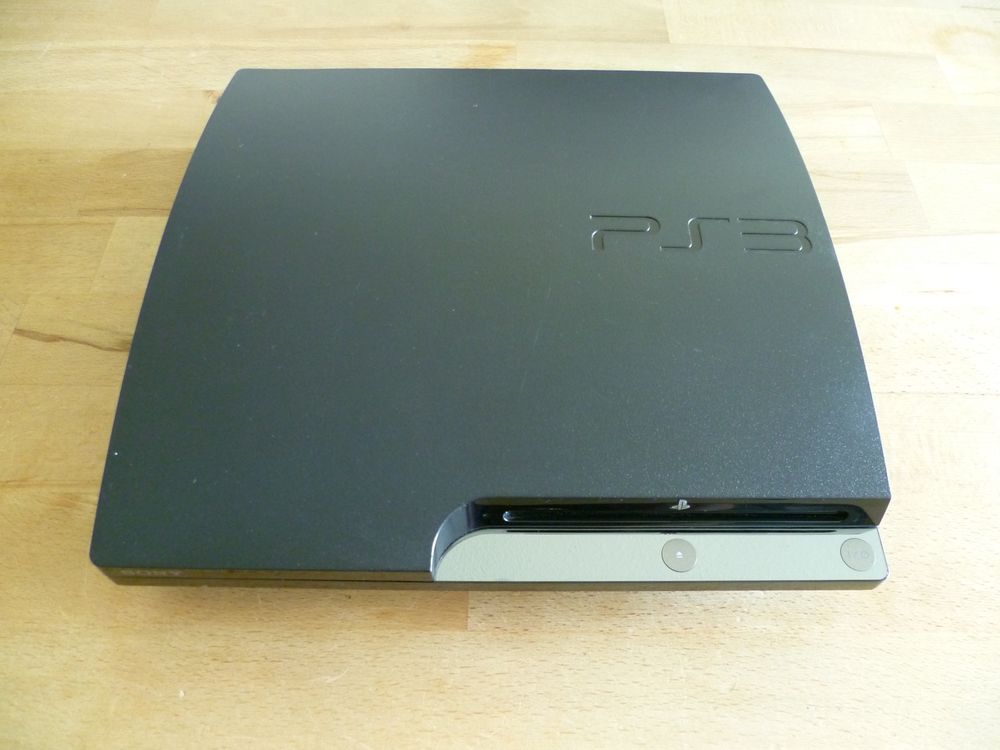 Sony PlayStation 3 PS3 slim CECH-2504A + 2 Pads + Kabelage | Kaufen auf ...