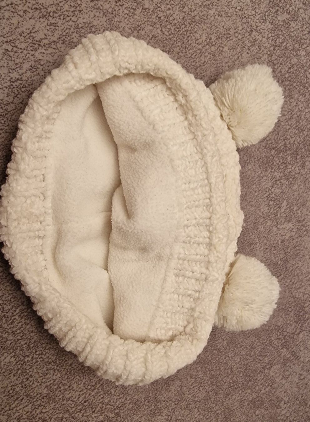 Berretti & Sciarpe: Gefüttertes Käppli 46cm – Usato da Winterthur venduto da Mmondeo 1