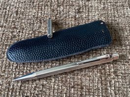 Vintage Stift CARAN D‘ ACHE „Mobil Oil“ mit Etui und Minen