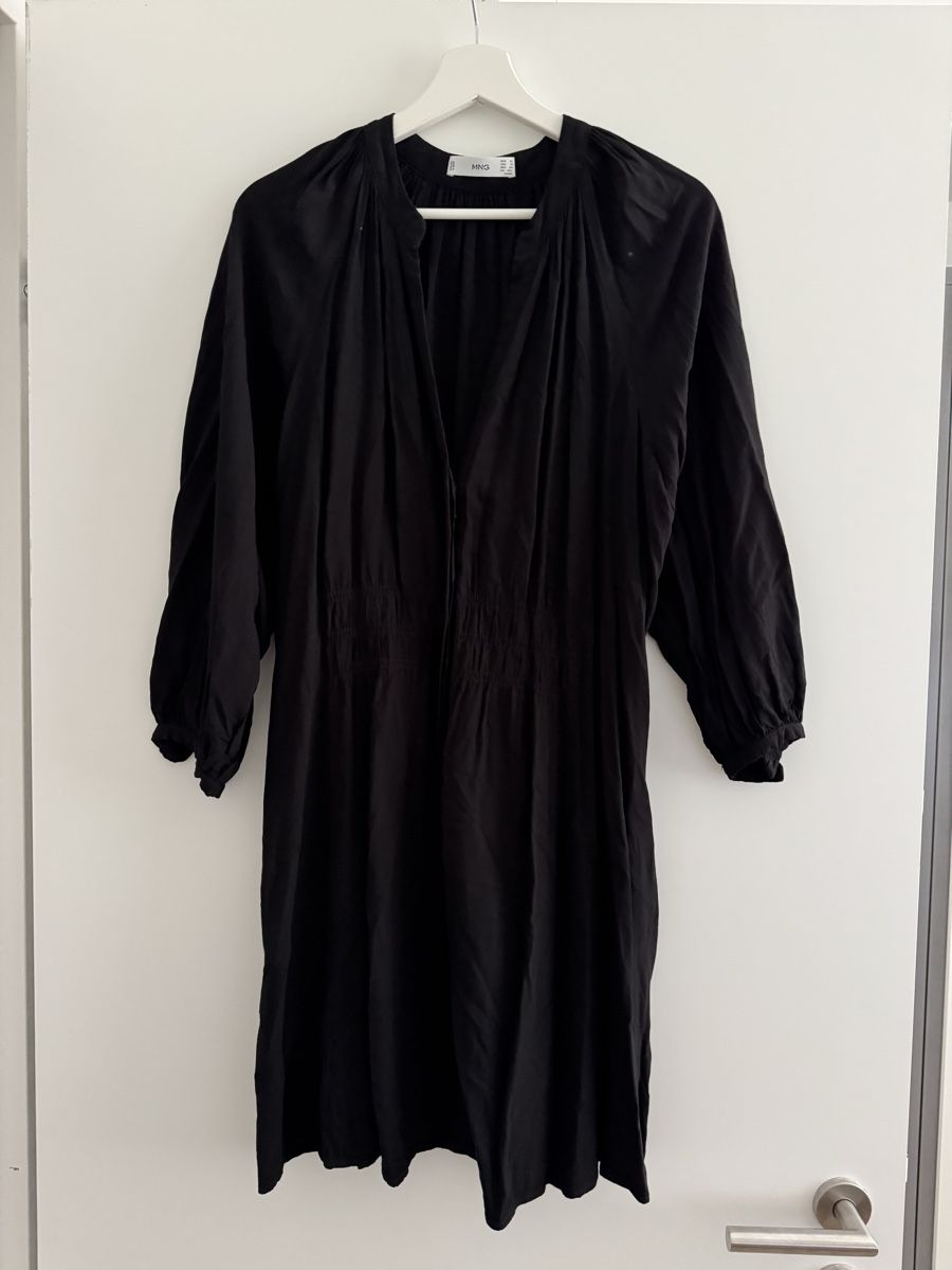 Mango Robes: Damen Kleid schwarz MANGO Grösse XL – D'occasion à Dietwil par vera2301